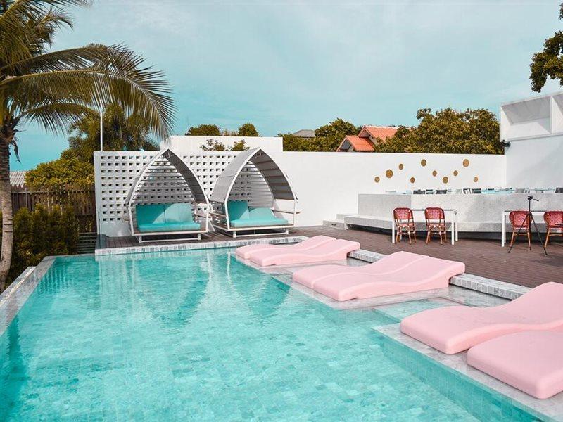 Hotel Kram Pattaya Esterno foto